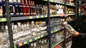 Хлопонин: наказание за продажу алкоголя без лицензии нужно ужесточить