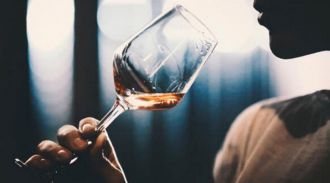 Смертность от отравления алкоголем в некоторых регионах превысила показатели 2017 года