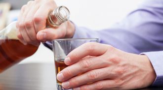 Создатель мельдония разработал новый препарат для лечения алкоголизма