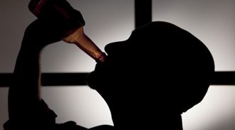 Ученые назвали новую причину склонности к алкоголю