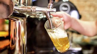 Британцы напиваются чаще остальных в мире, показало исследование